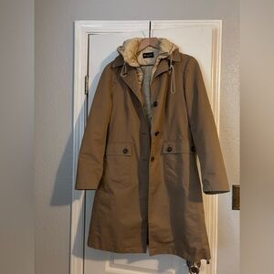 Massimo Dutti women’s trench coat with a removable inner layer